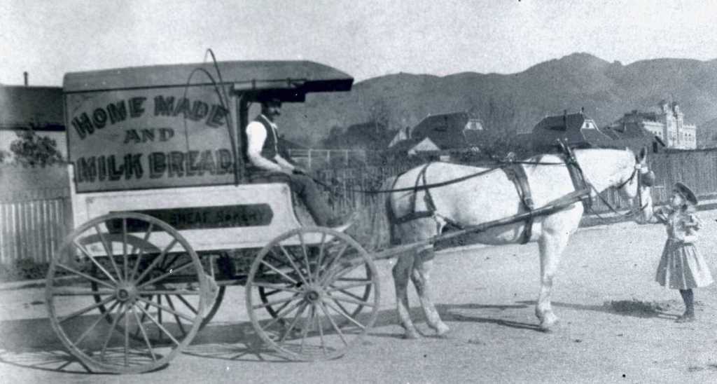 Picture of a Golden Sheaf delivery cart
